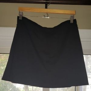 Black skort